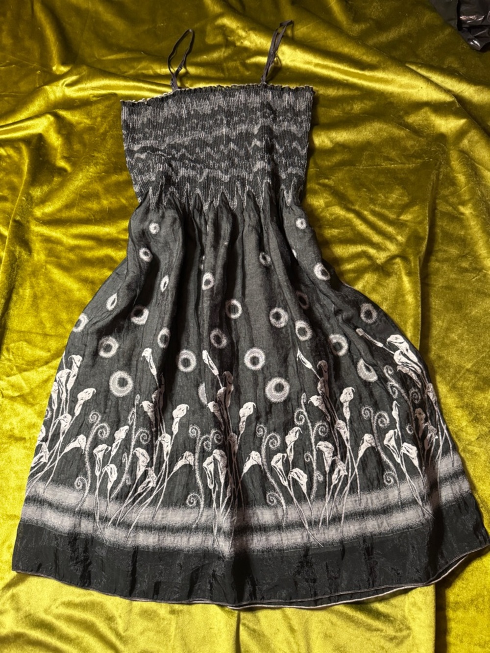 Max Studio Black and White Floral Midi Dress